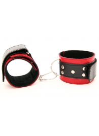 Красно-чёрные кожаные наручники - БДСМ Арсенал - купить с доставкой в Краснодаре