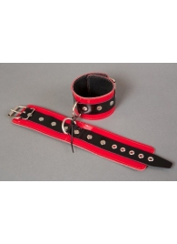 Красные лакированные наручники с клёпками - Подиум - купить с доставкой в Краснодаре