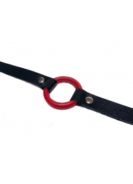 Красный кляп-кольцо на черных кожаных ремешках - БДСМ Арсенал - купить с доставкой в Краснодаре