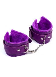Фиолетовые наручники с меховой подкладкой - Сима-Ленд - купить с доставкой #SOTBIT_REGIONS_UF_V_REGION_NAME#