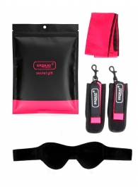 Черно-розовый эротический набор: маска, наручники и повязка - Erokay - купить с доставкой в Краснодаре