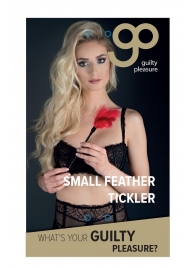 Пластиковая метелочка с красными пёрышками Small Feather Tickler - 32 см. - Blush Novelties - купить с доставкой в Краснодаре