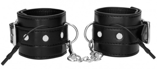 Черные наручники с электростимуляцией Electro Handcuffs - Shots Media BV - купить с доставкой в Краснодаре