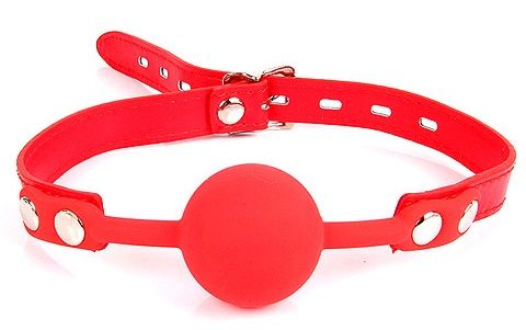 Красный силиконовый кляп-шарик на регулируемом ремешке - Notabu - купить с доставкой в Краснодаре