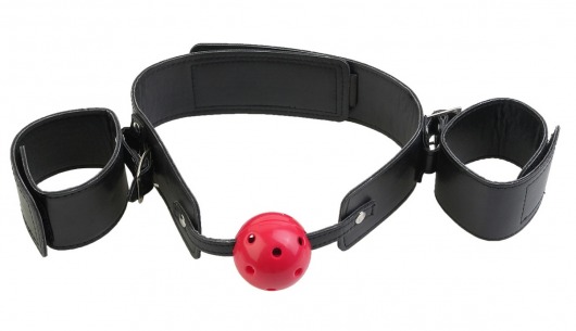 Кляп-наручники с красным шариком Breathable Ball Gag Restraint - Pipedream - купить с доставкой в Краснодаре