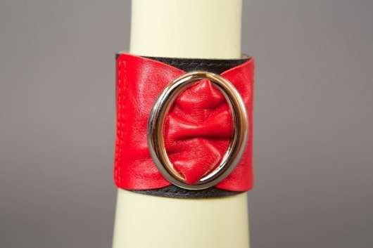 Красно-чёрный кожаный браслет с овальной пряжкой - Подиум - купить с доставкой в Краснодаре