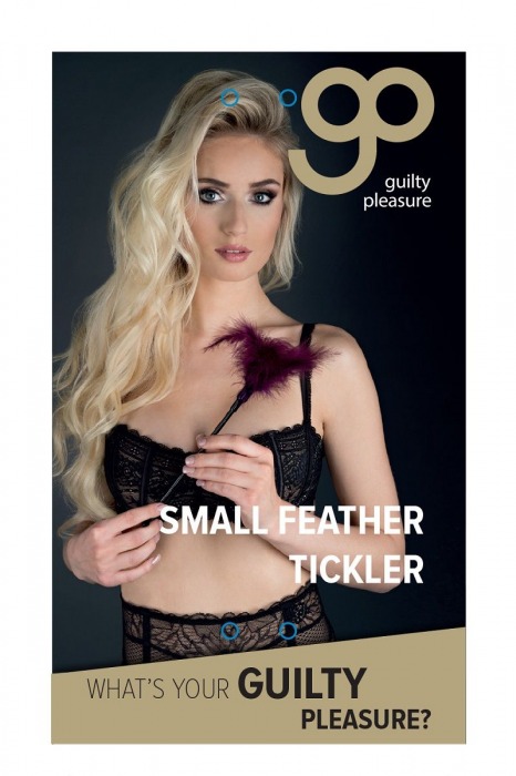 Пластиковая метелочка с фиолетовыми пёрышками Small Feather Tickler - 32 см. - Blush Novelties - купить с доставкой в Краснодаре