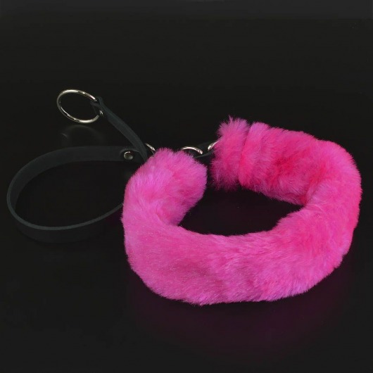Ярко-розовый меховой ошейник с кожаным поводком - Sitabella - купить с доставкой в Краснодаре